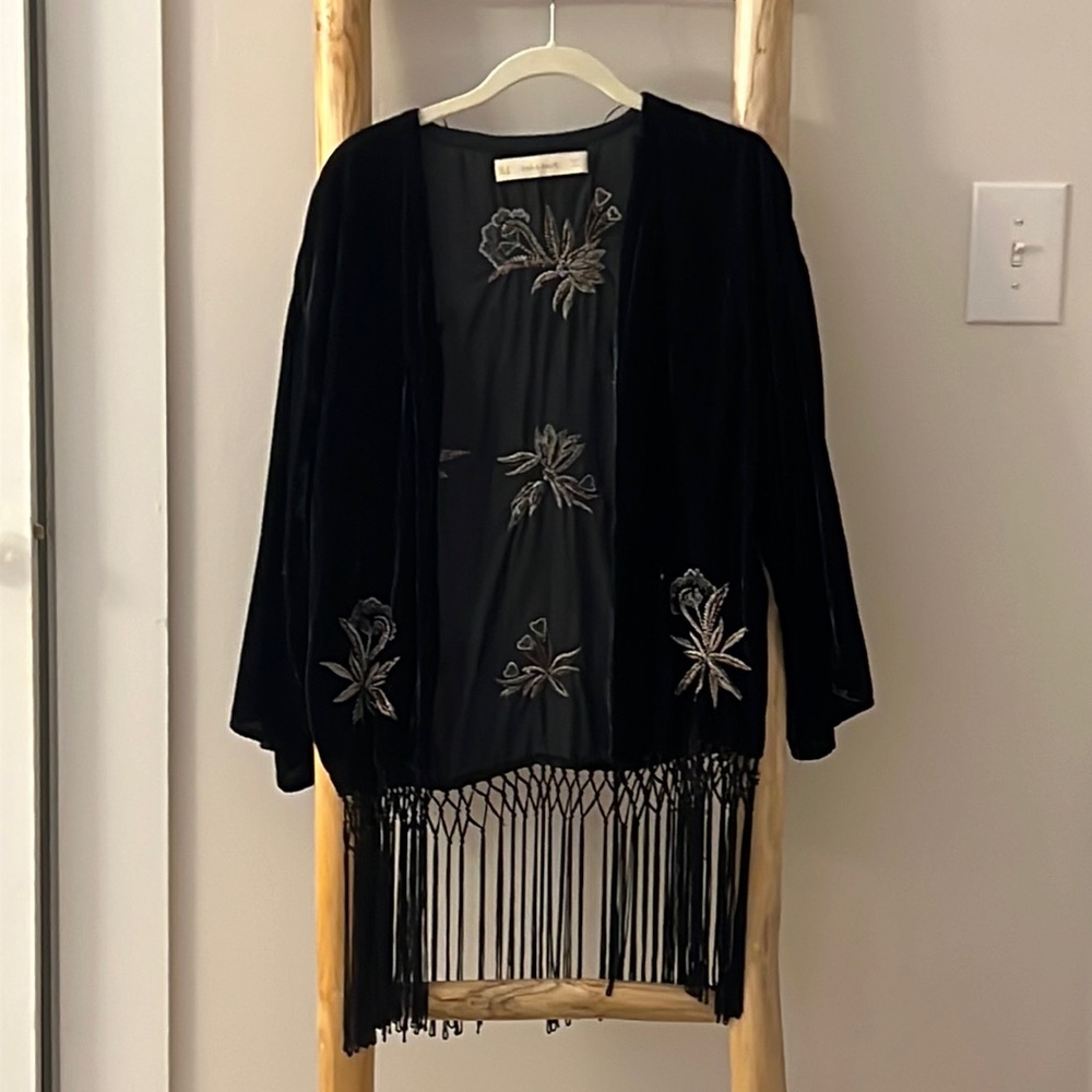 Zara velvet top with embroidery and fringe